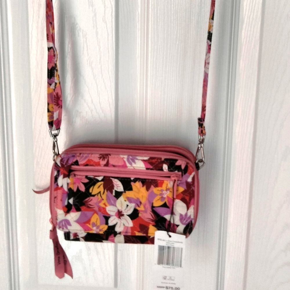 RFID Vera Bradley wallet has tags new read description Zippered and crossbody